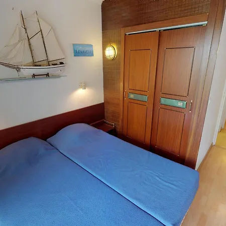 2p A Avec Piscine, Terrasse, Parking Et Proche Plages - Fr-1-196-194 Apartamento